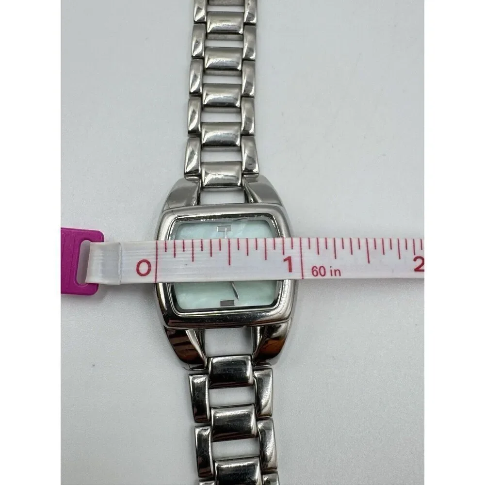 Lorus By Seiko LR2016 Silver Tone Watch Blue MOP‎ Stainless Steel NEW BATTERY